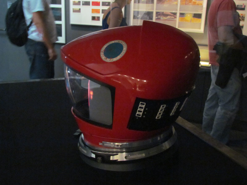 2001-helmet