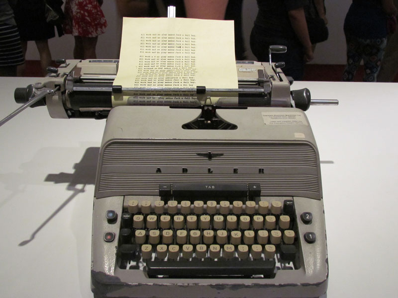 shining-typewriter