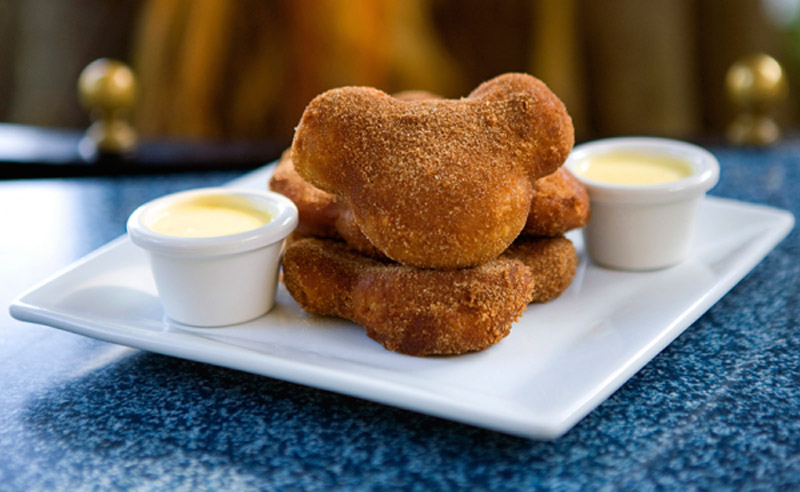 disney-pumpkin-beignets