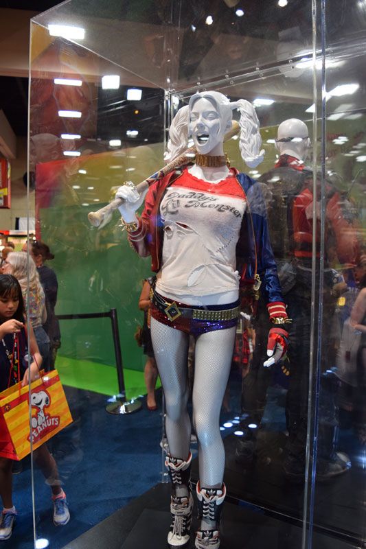 SDCC ’16: DC Film & TV Costumes